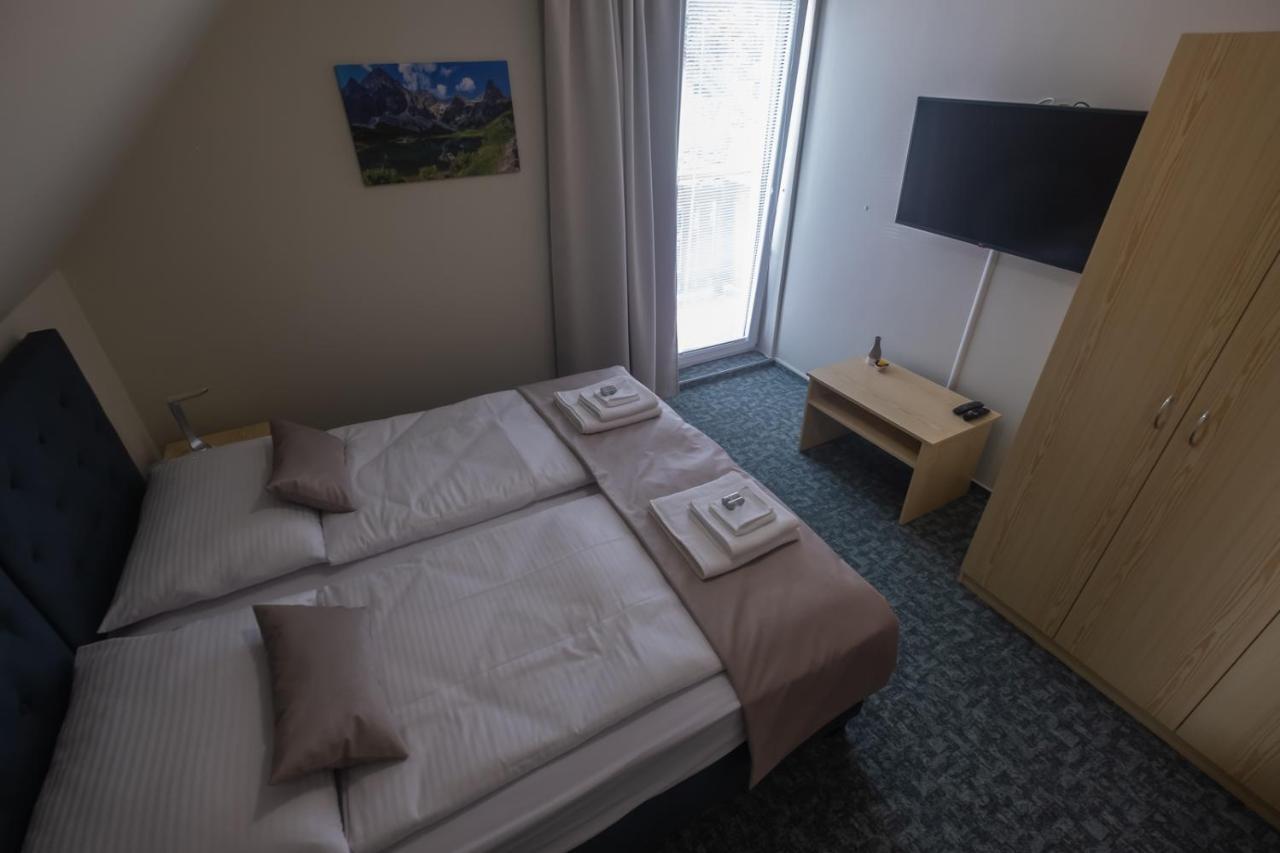 Penzion Rysy Vel'ka Lomnica Exteriör bild